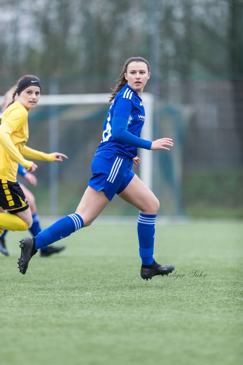 Bild 338 - F SSC Hagen Ahrensburg - SV Frisia Risum-Lindholm : Ergebnis: 1:2